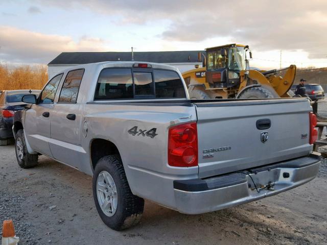 1D7HW48N46S535148 - 2006 DODGE DAKOTA QUA SILVER photo 3