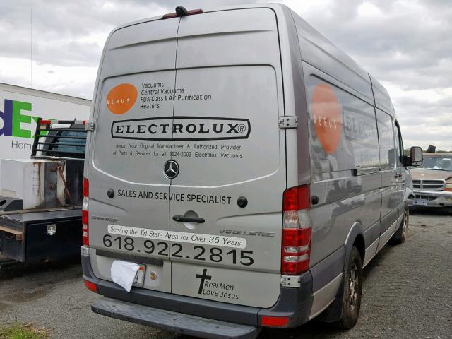 WD3PE8CC0FP151080 - 2015 MERCEDES-BENZ SPRINTER 2 SILVER photo 4