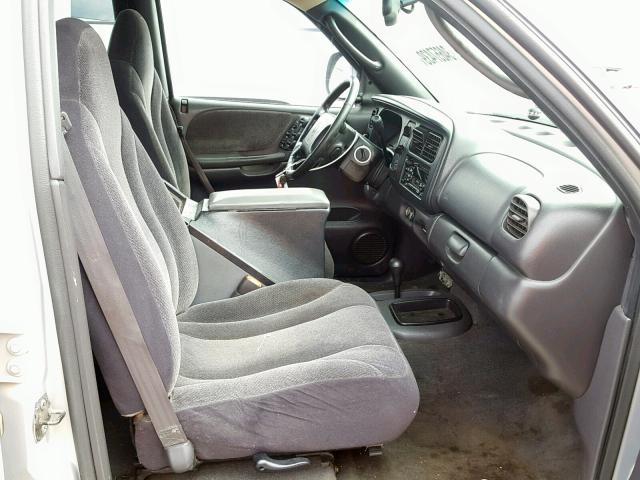 1B7HG2AZ2YS619271 - 2000 DODGE DAKOTA QUA GRAY photo 5