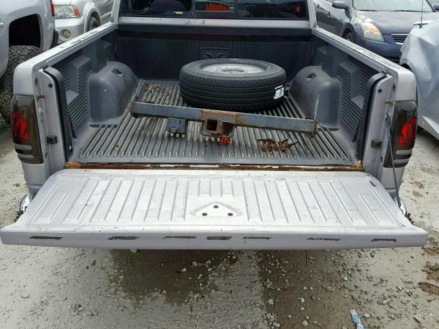 1B7HG2AZ2YS619271 - 2000 DODGE DAKOTA QUA GRAY photo 9