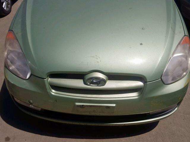 KMHCN36CX7U010504 - 2007 HYUNDAI ACCENT SE GREEN photo 7