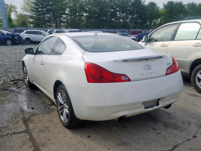 JNKCV64F39M653846 - 2009 INFINITI G37 WHITE photo 3