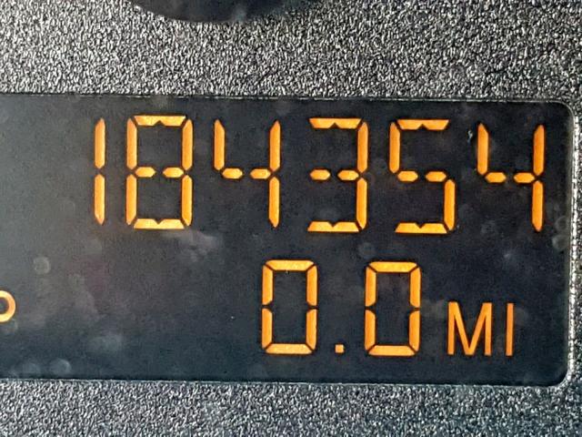 1G8AJ52F53Z150034 - 2003 SATURN ION LEVEL SILVER photo 8