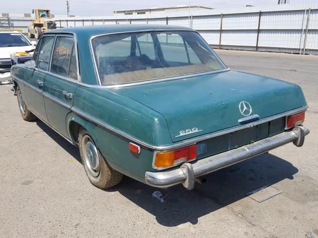 11401012038435 - 1970 MERCEDES-BENZ 250 GREEN photo 3