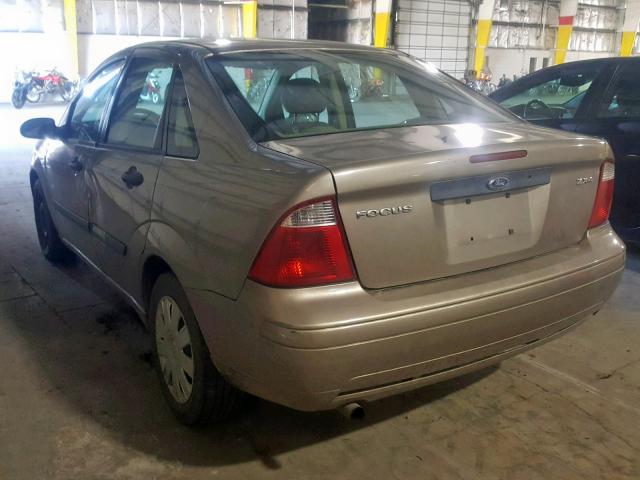 1FAFP34N65W266677 - 2005 FORD FOCUS ZX4 BEIGE photo 3