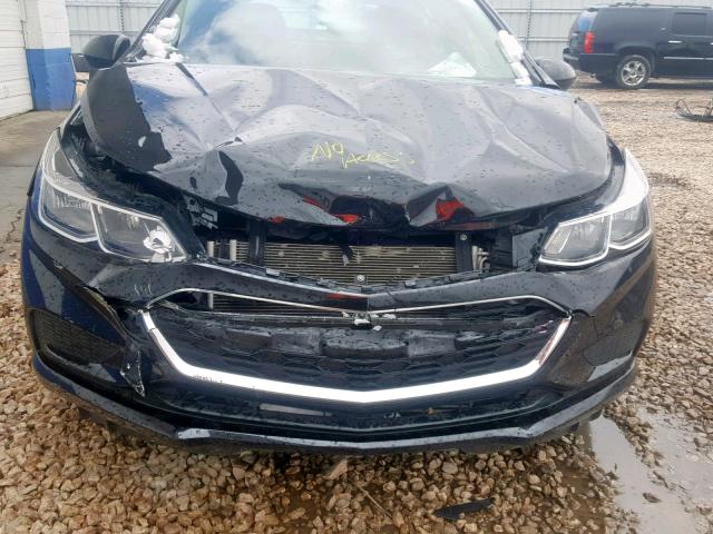 1G1BC5SM8H7131685 - 2017 CHEVROLET CRUZE LS BLACK photo 9