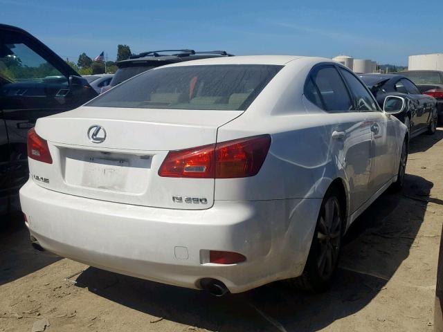 JTHBK262X65000511 - 2006 LEXUS IS 250 WHITE photo 4