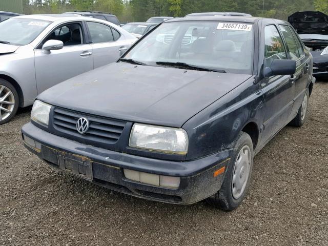 3VWSA81H2TM026185 - 1996 VOLKSWAGEN JETTA GLS BLACK photo 2