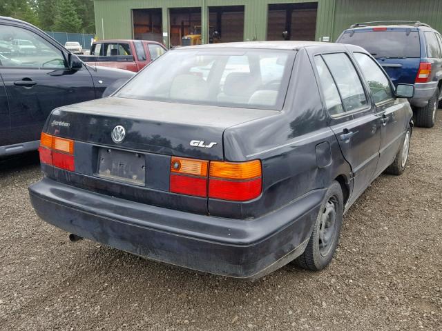 3VWSA81H2TM026185 - 1996 VOLKSWAGEN JETTA GLS BLACK photo 4