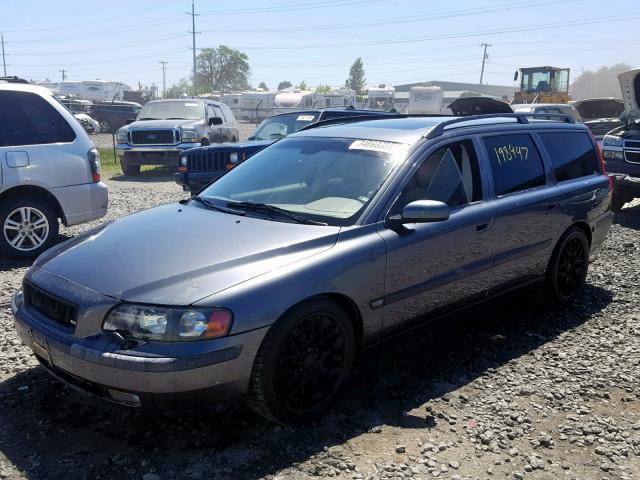 YV1SW53D042390167 - 2004 VOLVO V70 T5 TUR GRAY photo 2