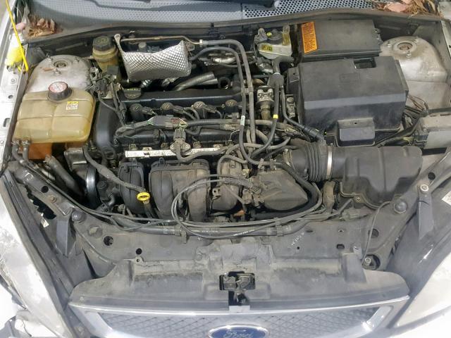 1FAFP34NX5W117866 - 2005 FORD FOCUS ZX4 SILVER photo 7