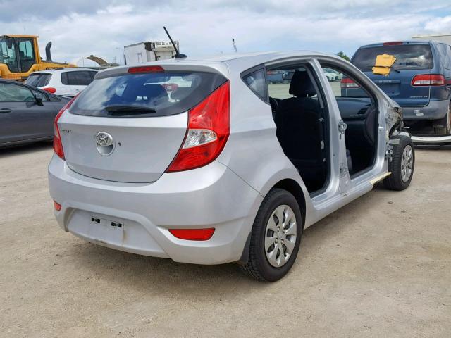 KMHCT5AE9GU265297 - 2016 HYUNDAI ACCENT SE SILVER photo 4