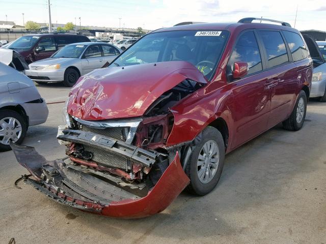 KNDMG4C75C6418097 - 2012 KIA SEDONA LX RED photo 2