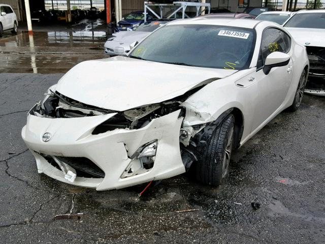 JF1ZNAA10D2709825 - 2013 TOYOTA SCION FR-S WHITE photo 2