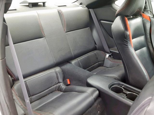 JF1ZNAA10D2709825 - 2013 TOYOTA SCION FR-S WHITE photo 6