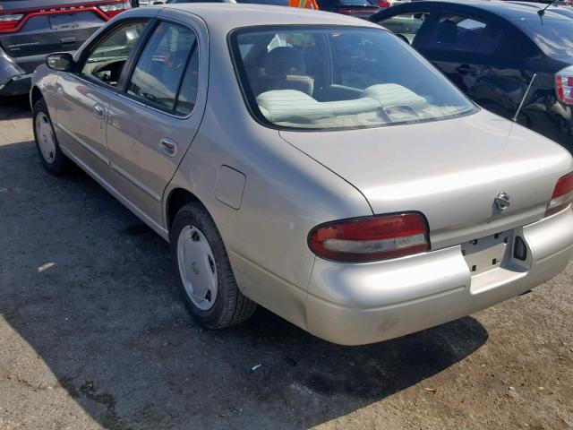 1N4BU31D0SC190647 - 1995 NISSAN ALTIMA XE GRAY photo 3