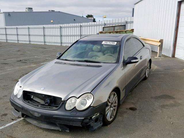 WDBTJ65JX3F015748 - 2003 MERCEDES-BENZ CLK 320C BROWN photo 2