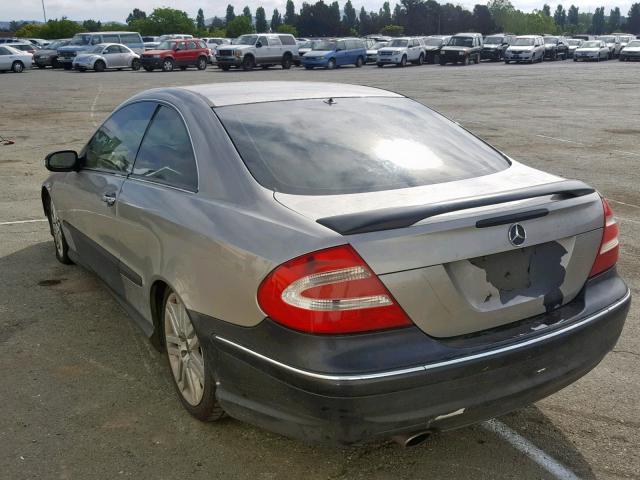 WDBTJ65JX3F015748 - 2003 MERCEDES-BENZ CLK 320C BROWN photo 3