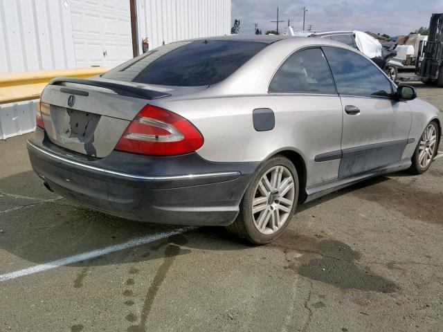 WDBTJ65JX3F015748 - 2003 MERCEDES-BENZ CLK 320C BROWN photo 4