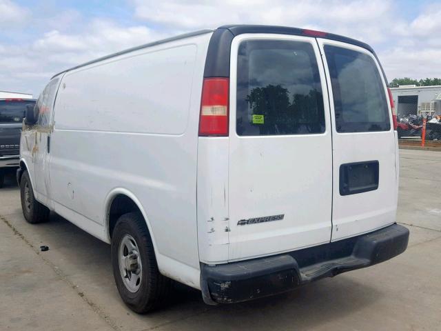 1GCFG15X371118811 - 2007 CHEVROLET EXPRESS G1 WHITE photo 3