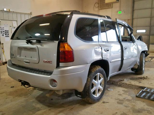 1GKDT13S172155719 - 2007 GMC ENVOY GRAY photo 4