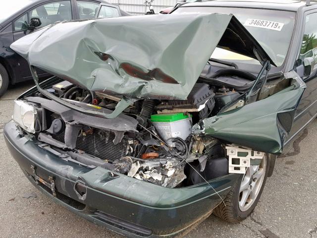 YV1LW61J6Y2721746 - 2000 VOLVO V70 BASE GREEN photo 9