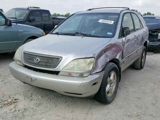 JTJHF10U610208649 - 2001 LEXUS RX300 SILVER photo 2