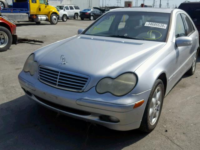 WDBRF61J13E010445 - 2003 MERCEDES-BENZ C 240 SILVER photo 2