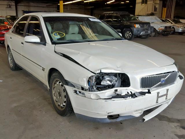 YV1TH59H741381187 - 2004 VOLVO S80 2.5T WHITE photo 1