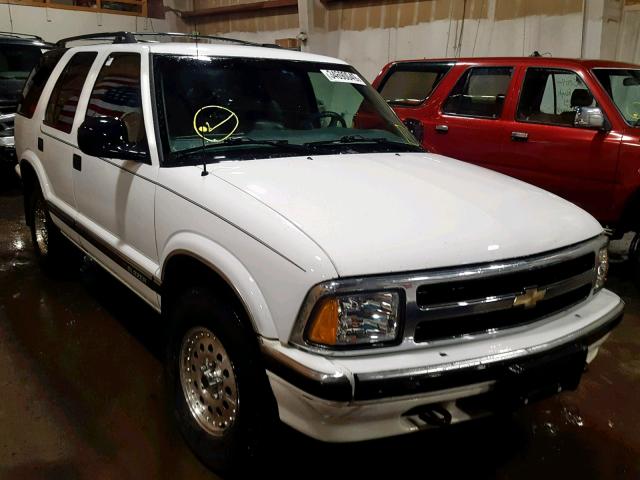 1GNDT13W4T2185460 - 1996 CHEVROLET BLAZER WHITE photo 1