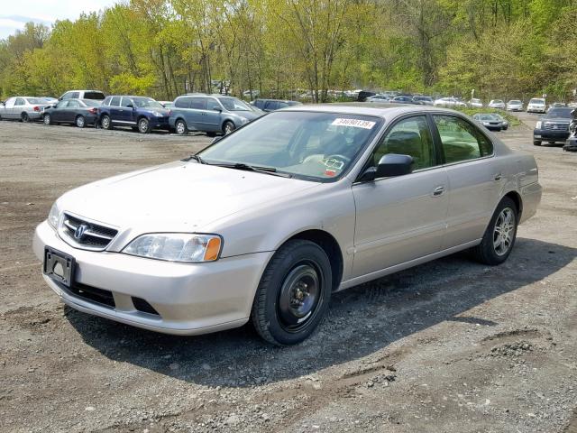 19UUA5653XA017623 - 1999 ACURA 3.2TL SILVER photo 2