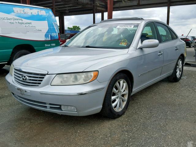 KMHFC46F46A078171 - 2006 HYUNDAI AZERA SE SILVER photo 2