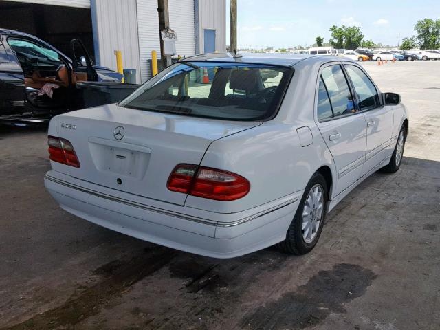 WDBJF65J81B329508 - 2001 MERCEDES-BENZ E 320 WHITE photo 4