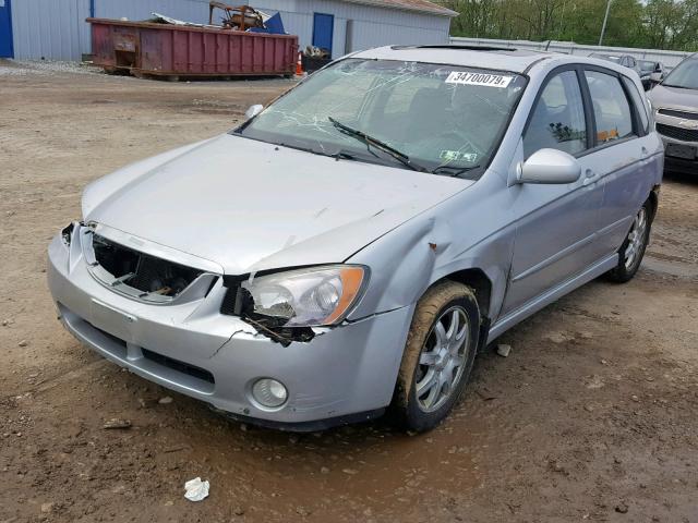 KNAFE161X65343117 - 2006 KIA SPECTRA5 SILVER photo 2