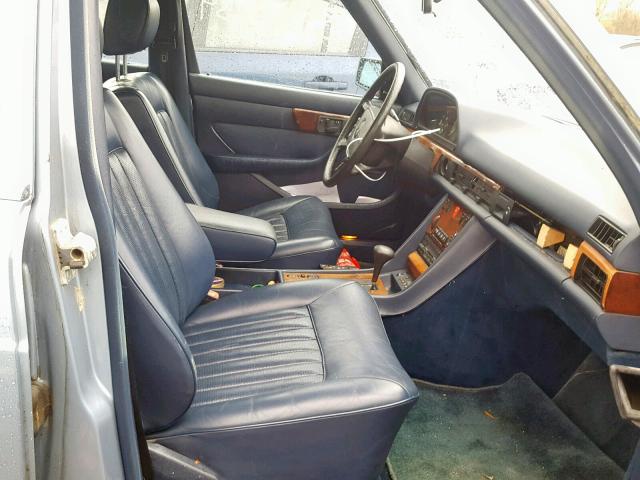 WDB1260351A227885 - 1986 MERCEDES-BENZ 420 BLUE photo 5