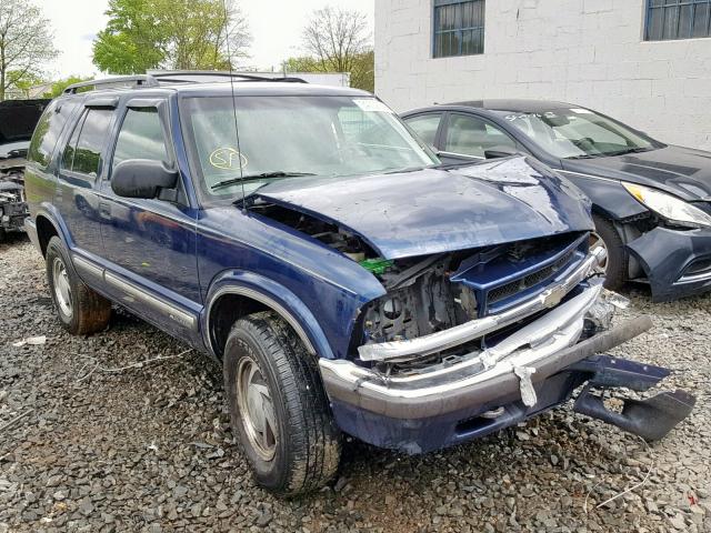 1GNDT13W112132664 - 2001 CHEVROLET BLAZER BLUE photo 1