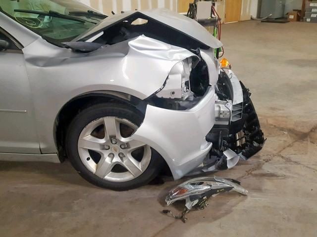 1G1ZB5E06CF233186 - 2012 CHEVROLET MALIBU LS SILVER photo 9