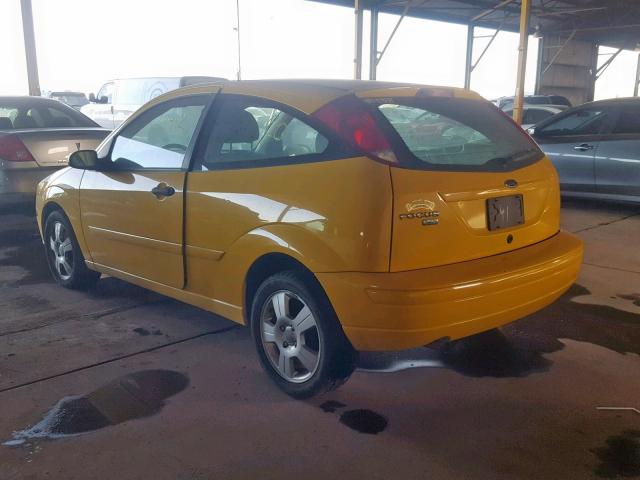 1FAHP31N17W265923 - 2007 FORD FOCUS ZX3 YELLOW photo 3