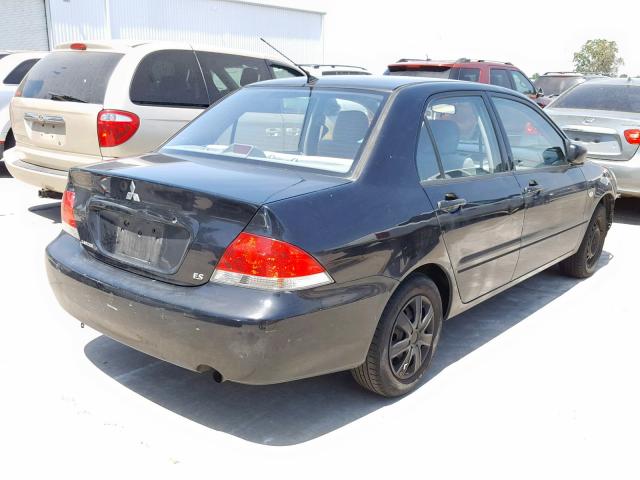 JA3AJ26E25U024072 - 2005 MITSUBISHI LANCER ES BLACK photo 4