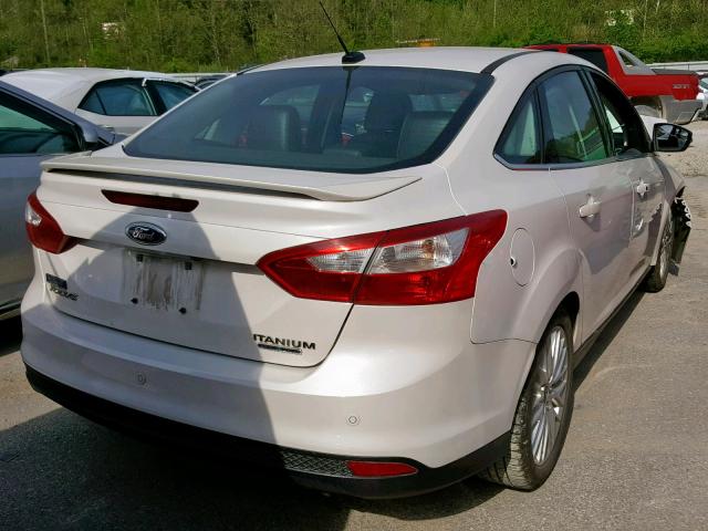 1FADP3J24EL316480 - 2014 FORD FOCUS TITA WHITE photo 4