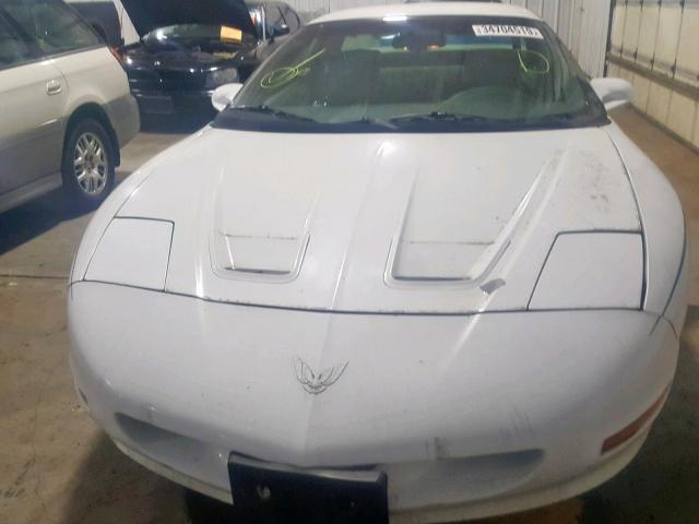 2G2FS22K0T2220566 - 1996 PONTIAC FIREBIRD WHITE photo 9