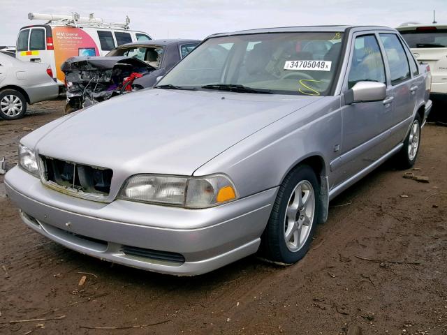 YV1LS61J6Y2652763 - 2000 VOLVO S70 BASE SILVER photo 2