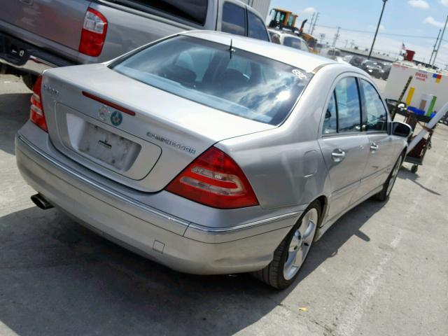 WDBRF40J85F554122 - 2005 MERCEDES-BENZ C 230K SPO SILVER photo 4