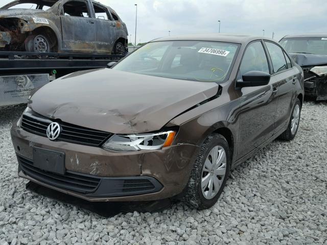 3VW2K7AJ0BM104391 - 2011 VOLKSWAGEN JETTA BASE BROWN photo 2