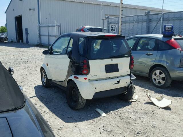 WMEAJ00F26J273306 - 2006 SMART FORTWO WHITE photo 3