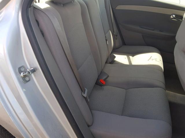 1G1ZB5E03CF272074 - 2012 CHEVROLET MALIBU LS 银色 照片 6