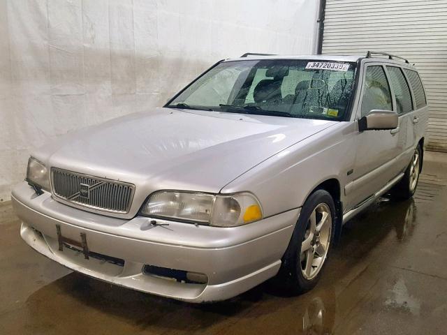 YV1LW5249W2502280 - 1998 VOLVO V70 R SILVER photo 2