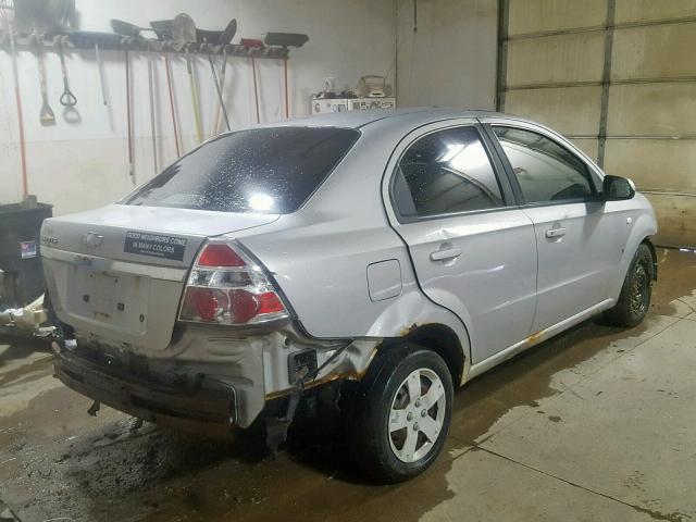 KL1TD566X8B054505 - 2008 CHEVROLET AVEO BASE Gümüş foto 4