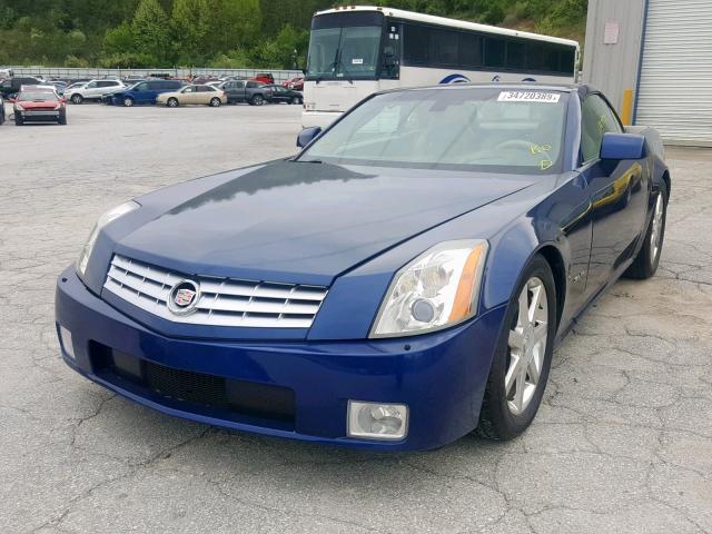 1G6YV34A945603999 - 2004 CADILLAC XLR BLUE photo 2