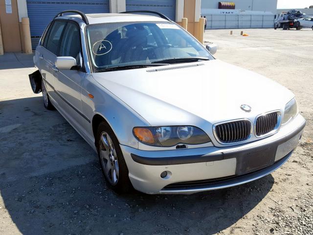 WBAEN33444PC13022 - 2004 BMW 325 IT  photo 1